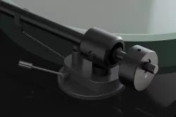 Проигрыватель виниловых пластинок Pro-Ject T1 Piano Black