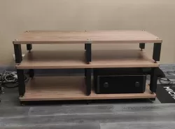 Стойка под Hi-Fi/High-End аппаратуру VOXmodule CASA 02