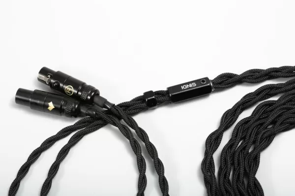Кабель премиум-класса для Hi-Fi наушников Kennerton IGNIS XLR Balanced (2.0 м)