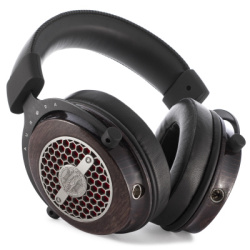 Kennerton Aurora Baltic Sea