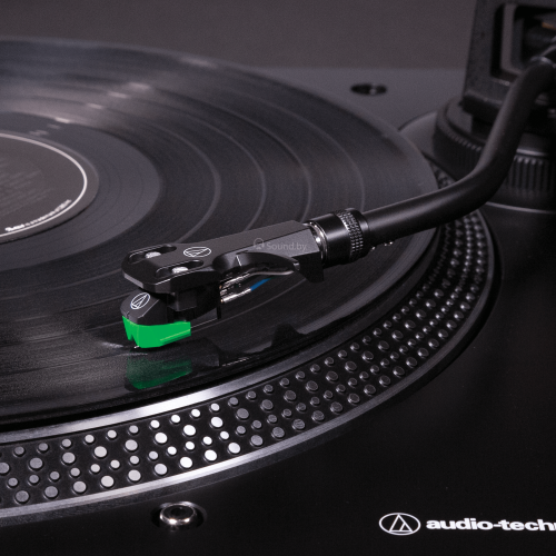 Проигрыватель пластинок Audio-Technica AT-LP120XUSB