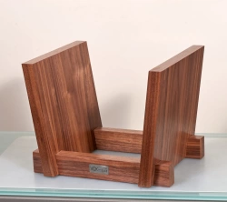 Стойка под виниловые пластинки VOXmodule VINYL STAND 01 Black Oak
