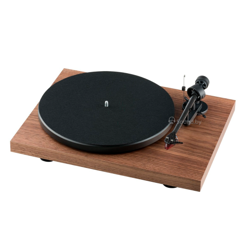 Проигрыватель винила Pro-Ject Debut Carbon EVO