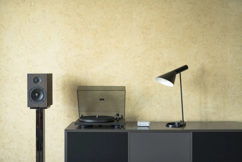 Проигрыватель винила Pro-Ject Primary E Black