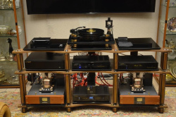 Стойка под Hi-Fi/High-End аппаратуру VOXmodule S003